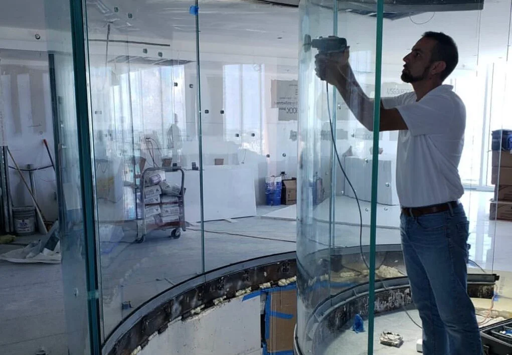 removing hard water Glass Scratch